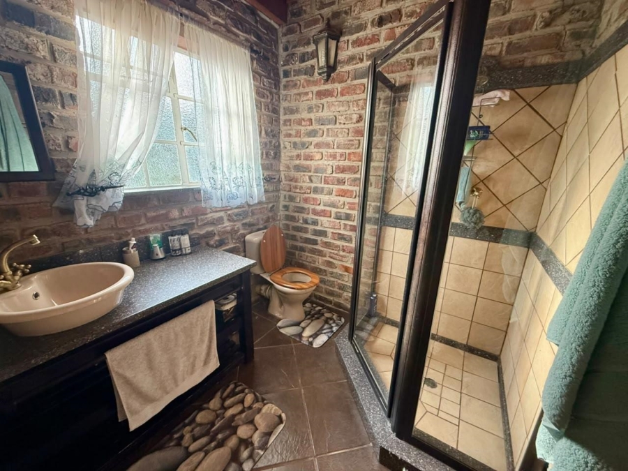 6 Bedroom Property for Sale in Bainsvlei Free State